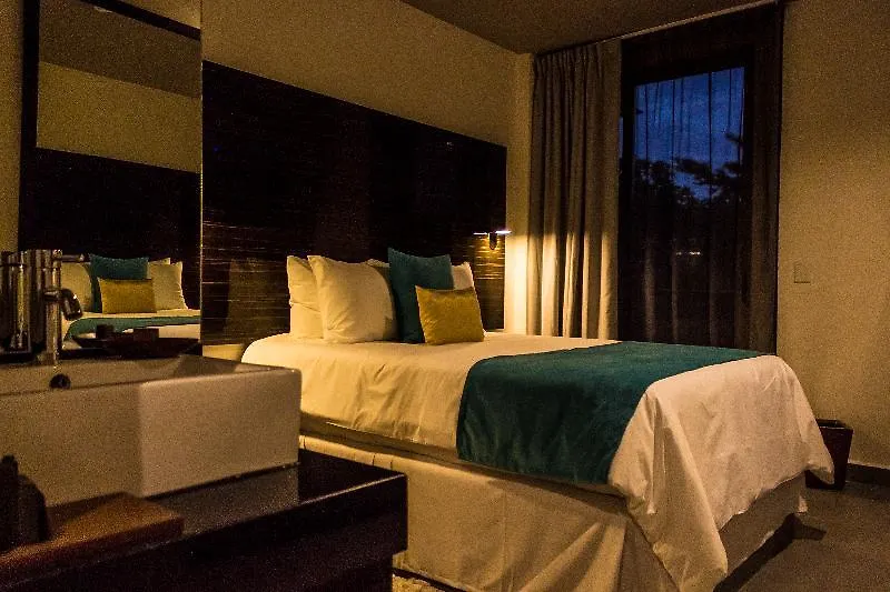 Hotel Kabah Cancún